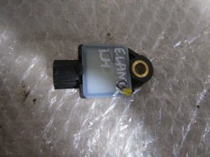 Датчик AIR BAG Kia Ceed 2007-2012,Sonata V (NF) 2005-2010,Picanto 2004-2011,Cerato 2004-2008,RIO 2005-2011,Elantra 2006-2011,Carnival 2005-2014,i30 2007-2012 (959202H000) — фото 2