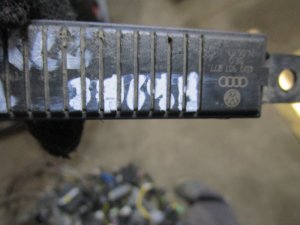 Антенна VW Touareg 2002-2010,Allroad quattro 2000-2005,A6 [C5] 1997-2004,A8 [4D] 1999-2002,Phaeton 2002-2016 (ДАТЧИКА ДАВЛЕНИЯ В ШИНАХ 4D0907277) — фото 7