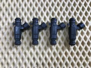 Форсунка инжекторная электрическая Hyundai Accent II (+Tagaz) 2000-2012 Hyundai Atos (MX) 1998-2008 Hyundai Atos Prime 1999-2007 Hyundai Coupe (GK) 2002-2009 Hyundai Coupe (RD) 1996-2002 Hyundai Elantra 2000-2010 Hyundai Getz 2002-2010 Hyundai Matrix 2001-2010 Kia Cerato 2004-2008 (КОМПЛЕКТ 3531022600) — фото 1