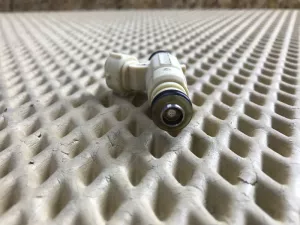 Форсунка инжекторная электрическая Hyundai Coupe (GK) 2002-2009 Hyundai Elantra 2000-2010 Hyundai Elantra 2006-2011 Hyundai Grandeur IV (TG) 2005-2011 Hyundai i30 2007-2012 Hyundai Matrix 2001-2010 Hyundai Santa Fe (CM) 2006-2012 Hyundai Trajet 2000-2009 Hyundai Tucson (JM) 2004-2010 Kia Carens 2002-2006 Kia Carnival 2005-2014 Kia Ceed 2007-2012 Kia Cerato 2004-2008 Kia Sportage 2004-2010 (3531023600) — фото 3