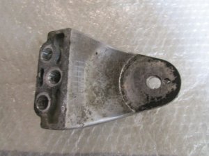 Кронштейн опоры двигателя Hyundai Elantra 2006-2011,Ceed 2007-2012,i30 2007-2012 (ПРАВЫЙ 218152H100) — фото 2