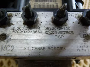Блок ABS (насос) Hyundai Elantra 2006-2011,i30 2007-2012 (589202H500) — фото 6