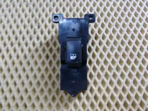 Кнопка стеклоподъемника Hyundai ix55 2007-2013 (ЗАДНЯЯ 935803J000WK) — фото 1