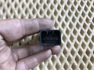 Кнопка открывания багажника Hyundai ix55 2007-2013 (ВКЛ. ВЫКЛ. ПОДЪЕМА ДВЕРИ БАГАЖНИКА 967403J120OR) — фото 5