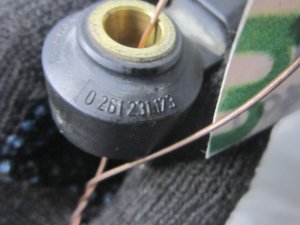 Датчик детонации Opel Corsa D 2006-2015,Astra G 1998-2005,Agila A 2000-2008,Astra H / Family 2004-2015,Meriva 2003-2010,Tigra TwinTop 2004-2009,Corsa C 2000-2006,Punto II (188) 1999-2010,Cayenne 2003-2010 (6235619 0261231173) — фото 5
