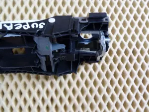 Ручка двери наружная VW Polo (Sed RUS) 2011>,New Beetle 1998-2010,Ibiza V 2008-2017,Fabia 2007-2015,Tiguan 2007-2011,Yeti 2009>,Tiguan 2011-2016,Jetta 2011>,New Beetle 2012>,Rapid 2013> (5N0837205M) — фото 12