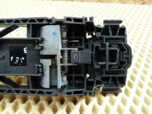Ручка двери наружная VW Polo (Sed RUS) 2011>,New Beetle 1998-2010,Ibiza V 2008-2017,Fabia 2007-2015,Tiguan 2007-2011,Yeti 2009>,Tiguan 2011-2016,Jetta 2011>,New Beetle 2012>,Rapid 2013> (5N0837205M) — фото 9