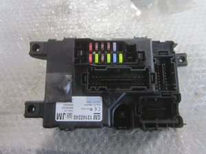 Блок предохранителей Opel Corsa D 2006-2015 (САЛОННЫЙ 13142240) — фото 2
