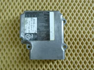 Блок управления AIR BAG VW Passat [B6] 2005-2010,Tiguan 2007-2011,Leon (1P1) 2005-2013,Passat CC 2008-2017,Passat [B7] 2011-2015,Tiguan 2011-2016 (5N0959655AA) — фото 1