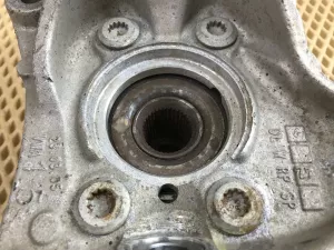 Кулак поворотный передний правый VW Passat [B6] 2005-2010,A3 [8PA] Sportback 2004-2013,Leon (1P1) 2005-2013,Passat CC 2008-2017,Passat [B7] 2011-2015,Sharan 2010>,Alhambra 2010> (3C0407254F) — фото 10