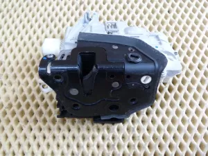 Замок двери задней правой VW Passat [B7] 2011-2015,Q7 [4L] 2005-2015,Passat [B6] 2005-2010,Ibiza V 2008-2017,Tiguan 2007-2011,Superb 2008-2015 (7 КОНТАКТОВ 3C4839016A) — фото 3