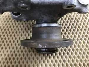 Кулак поворотный задний левый VW Passat [B6] 2005-2010,Tiguan 2007-2011,TT(8J) 2006-2015,Passat CC 2008-2017,EOS 2006-2015,Scirocco 2008-2017,Yeti 2009>,Passat [B7] 2011-2015,Tiguan 2011-2016,Q3 2012>,Sharan 2010>,Alhambra 2010> (ПЕРЕДНИЙ ПРИВОД 3C0505435F) — фото 6