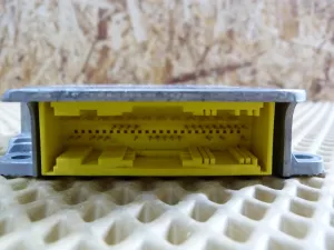 Блок управления AIR BAG VW Polo 2001-2009,Polo Classic 1995-2002,Superb 2002-2008,Fabia 1999-2007,Fabia 2007-2015,Roomster 2006-2015,Fox 2005-2011 (1C0909605K) — фото 2