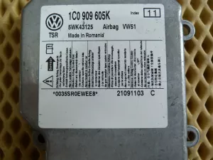 Блок управления AIR BAG VW Polo 2001-2009,Polo Classic 1995-2002,Superb 2002-2008,Fabia 1999-2007,Fabia 2007-2015,Roomster 2006-2015,Fox 2005-2011 (1C0909605K) — фото 3