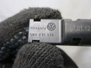 Блок электронный VW Tiguan 2007-2011,Golf VI 2009-2013,Tiguan 2011-2016,Jetta 2011>,New Beetle 2012>,Octavia (A7) 2013>,Golf VII 2012>,Leon (5F) 2013>,Rapid 2013>,Superb 2015>,Golf Sportsvan 2014>,Tiguan 2017> (Фильтр подавления радиопомех 5N0035570) — фото 3