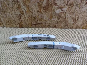 Направляющая переднего бампера Ford Focus II 2005-2008,C-MAX 2003-2010 (4M5117D959AF 4M5117D958AF) — фото 1