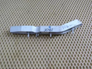 Направляющая переднего бампера Ford Focus II 2005-2008,C-MAX 2003-2010 (4M5117D959AF 4M5117D958AF) — фото 14