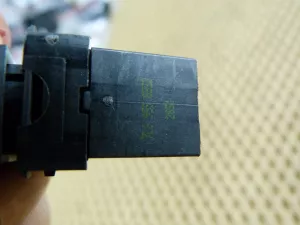 Кнопка стеклоподъемника VW Touareg 2002-2010,Caddy III 2004-2015,Golf Plus 2005-2014,Passat [B6] 2005-2010,Golf V 2003-2009,Touran 2003-2010,Jetta 2006-2011,Ibiza V 2008-2017,Tiguan 2007-2011,Leon (1P1) 2005-2013,Altea 2004-2015 (1F0959855) — фото 4
