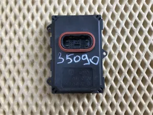 Блок управления светом Audi Q3 (8U) 2012-2018 Skoda Superb (3T) 2008-2015 Skoda Superb (3V) 2015-2023 VW EOS 2006-2015 VW Touareg 2010-2018 (8U0941329 АДАПТИВНЫМ ОСВЕЩЕНИЕМ) — фото 2