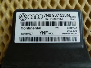Блок электронный VW Golf VI 2009-2013,A3 [8PA] Sportback 2004-2013,Caddy III 2004-2015,Golf Plus 2005-2014,Golf V 2003-2009,Touran 2003-2010,A3 [8P1] 2003-2013,Octavia (A5 1Z-) 2004-2013,TT(8J) 2006-2015,EOS 2006-2015 (ДИАГНОСТИЧЕСКИЙ ИНТЕРФЕЙС ШИН ДАННЫХ 7N0907530M) — фото 4