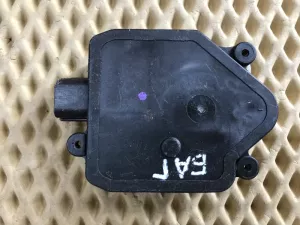 Активатор замка багажника Hyundai Getz 2002-2010 (957501C001) — фото 3