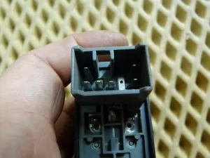 Кнопка стеклоподъемника Chevrolet Lacetti 2003-2013 (96417462) — фото 3
