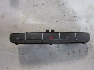 Блок кнопок Geely GC6 2014-2016 (АВАРИЙНОЙ СИГНАЛИЗАЦИИ 101702470400701) — фото 1