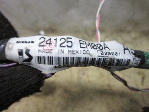 Проводка двери передней левой Nissan Tiida (C11) 2007-2014 (24125EM00A) — фото 4