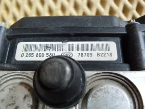 Блок ABS (насос) Nissan Tiida (C11) 2007-2014 (47660EM16B) — фото 10