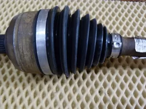 Полуось передняя правая Renault Megane III 2009-2016,Fluence 2010-2017 (1.6 16V K4M МКПП В СБОРЕ 391004084R) — фото 7