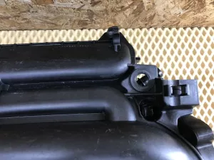 Коллектор впускной Renault Megane III 2009-2016,Megane II 2003-2009,Scenic II 2003-2009,Laguna II 2001-2008,Clio III 2005-2012,Laguna III 2008-2015,Modus 2004-2012,Fluence 2010-2017,Scenic III 2009-2015 (8201002705A 8200647713) — фото 10