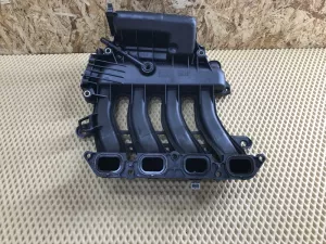 Коллектор впускной Renault Megane III 2009-2016,Megane II 2003-2009,Scenic II 2003-2009,Laguna II 2001-2008,Clio III 2005-2012,Laguna III 2008-2015,Modus 2004-2012,Fluence 2010-2017,Scenic III 2009-2015 (8201002705A 8200647713) — фото 14