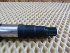 Катушка зажигания Renault Fluence 2010-2017,Megane I 1996-1999,Kangoo 2003-2008,Logan 2005-2014,Megane II 2003-2009,Scenic RX4 2000-2003,Megane I 1999-2004,Espace IV 2002-2014,Laguna 1998-2001,Scenic II 2003-2009,Scenic 1999-2003 (8200765882) — фото 2
