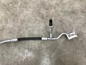 Трубка кондиционера VW Touareg 2002-2010 (7L0820741D) — фото 4