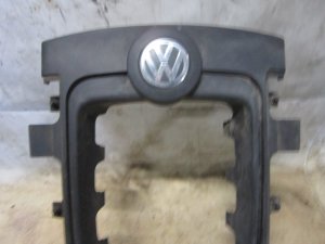 Накладка декоративная VW Touareg 2002-2010 (НА ДВИГАТЕЛЬ 4.2 V8 7L6103925) — фото 2