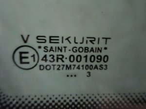 Стекло кузовное глухое левое VW Touareg 2002-2010 (С ХРОМОМ 7L6845297FR) — фото 4