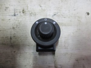 Переключатель регулировки зеркала Nissan Almera (G15) 2013-2018 (255706283R) — фото 1