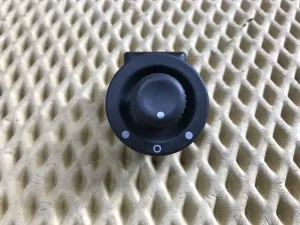 Переключатель регулировки зеркала Nissan Almera (G15) 2013-2018 — фото 1