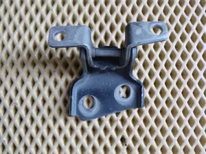 Петля двери передней левой нижняя Daewoo Matiz (M100/M150) 1998-2015 — фото 4