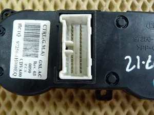 Блок управления отопителем Kia Ceed 2007-2012 (972501H000EQ) — фото 8