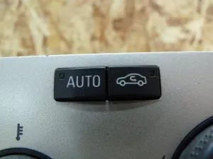 Блок управления отопителем Opel Astra H / Family 2004-2015 — фото 6