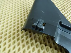 Уголок двери передней внутренний Nissan Almera (G15) 2013-2018 (802934AA1A 802924AA1A) — фото 4