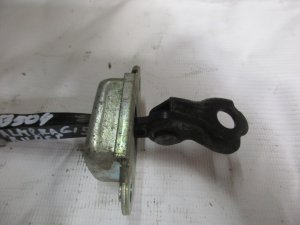 Ограничитель двери передней левой Nissan Almera (G15) 2013-2018 (80430EW000) — фото 2