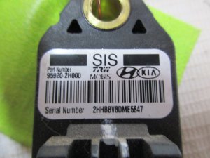 Датчик AIR BAG Kia Ceed 2007-2012;Sonata V (NF) 2005-2010;Picanto 2004-2011;Cerato 2004-2008;RIO 2005-2011;Elantra 2006-2011;Carnival 2005-2014;i30 2007-2012 (959202H000) — фото 3