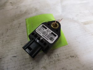 Датчик AIR BAG Kia Ceed 2007-2012;Sonata V (NF) 2005-2010;Picanto 2004-2011;Cerato 2004-2008;RIO 2005-2011;Elantra 2006-2011;Carnival 2005-2014;i30 2007-2012 (959202H000) — фото 1