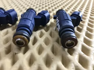 Форсунка инжекторная электрическая Hyundai Coupe (GK) 2002-2009 Hyundai Elantra 2000-2010 Hyundai Elantra 2006-2011 Hyundai Elantra 2011-2016 Hyundai Elantra 2016-2020 Hyundai i20 2008-2014 Hyundai i30 2007-2012 Hyundai i30 2012-2017 Hyundai ix20 2010-2019 Hyundai Solaris 2010-2017 Kia Carens 2006-2012 Kia Ceed 2007-2012 Kia Ceed 2012-2018 Kia Cerato 2004-2008 Kia Cerato 2009-2013 Kia Cerato 2013-2020 Kia RIO 2011-2017 Kia Soul 2009-2014 Kia Venga 2010-2018 (КОМПЛЕКТ 353102B000) — фото 3