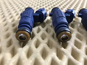 Форсунка инжекторная электрическая Hyundai Coupe (GK) 2002-2009 Hyundai Elantra 2000-2010 Hyundai Elantra 2006-2011 Hyundai Elantra 2011-2016 Hyundai Elantra 2016-2020 Hyundai i20 2008-2014 Hyundai i30 2007-2012 Hyundai i30 2012-2017 Hyundai ix20 2010-2019 Hyundai Solaris 2010-2017 Kia Carens 2006-2012 Kia Ceed 2007-2012 Kia Ceed 2012-2018 Kia Cerato 2004-2008 Kia Cerato 2009-2013 Kia Cerato 2013-2020 Kia RIO 2011-2017 Kia Soul 2009-2014 Kia Venga 2010-2018 (КОМПЛЕКТ 353102B000) — фото 2