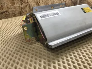 Подушка безопасности в торпедо Cadillac SRX 2003-2009 (25756980) — фото 3