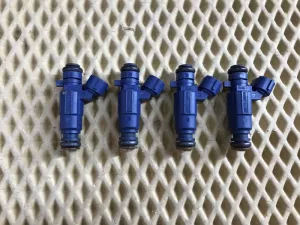 Форсунка инжекторная электрическая Hyundai Coupe (GK) 2002-2009 Hyundai Elantra 2000-2010 Hyundai Elantra 2006-2011 Hyundai Elantra 2011-2016 Hyundai Elantra 2016-2020 Hyundai i20 2008-2014 Hyundai i30 2007-2012 Hyundai i30 2012-2017 Hyundai ix20 2010-2019 Hyundai Solaris 2010-2017 Kia Carens 2006-2012 Kia Ceed 2007-2012 Kia Ceed 2012-2018 Kia Cerato 2004-2008 Kia Cerato 2009-2013 Kia Cerato 2013-2020 Kia RIO 2011-2017 Kia Soul 2009-2014 Kia Venga 2010-2018 (КОМПЛЕКТ 353102B000) — фото 1