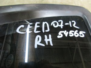 Стекло кузовное глухое правое Kia Ceed 2007-2012 (878201H000) — фото 4